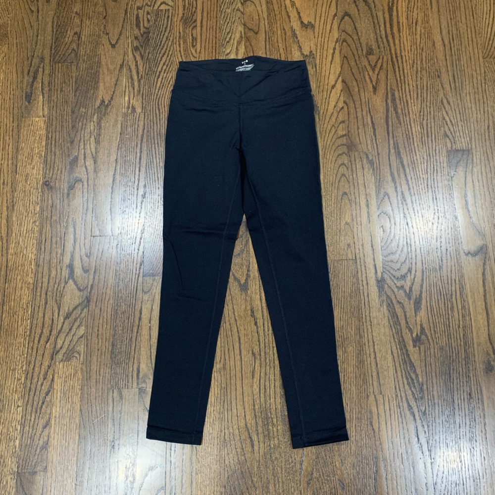 Good Condition Aritzia TNA Equator Leggings Women's Small Black